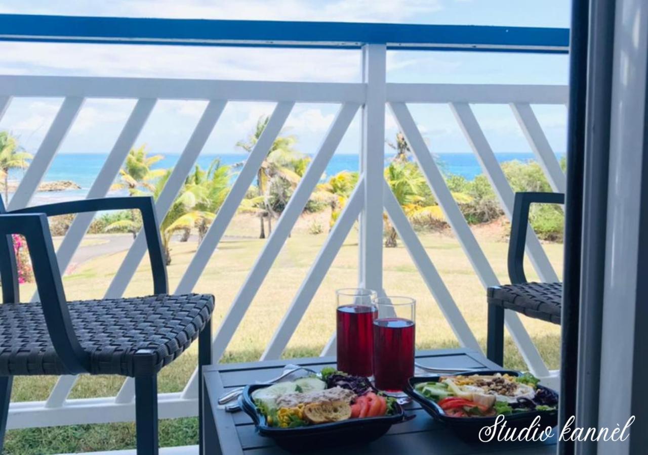 Charmant Studio Kannel Au Manganao Vue Sur Mer Et Panier D'Accueil Offert Saint-Francois  Exterior foto